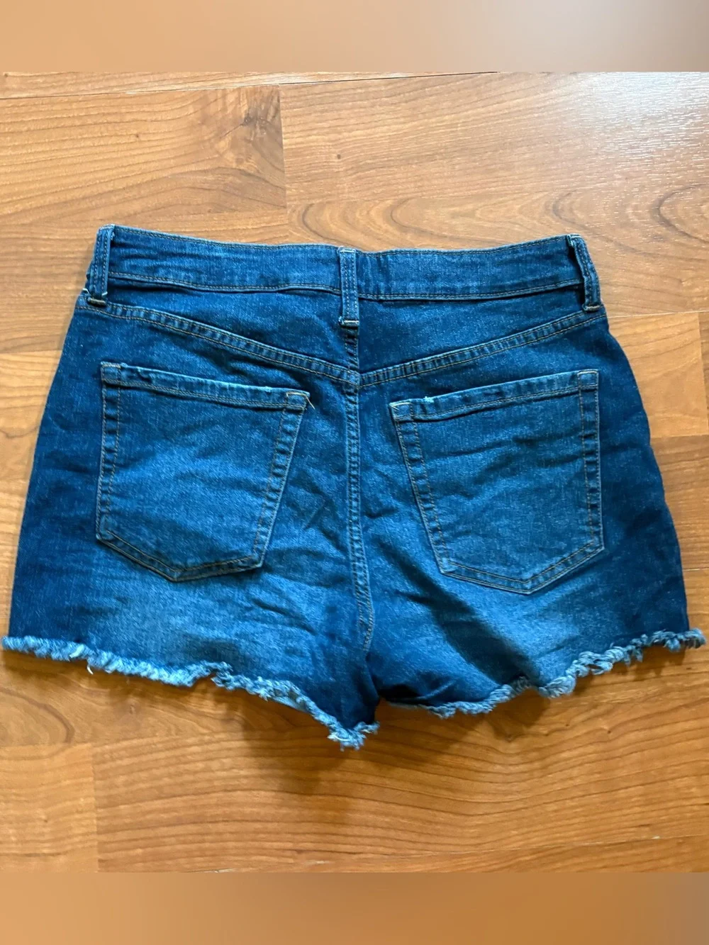 No Boundaries Women's Blue Denim Frayed Cutoff Shorts
